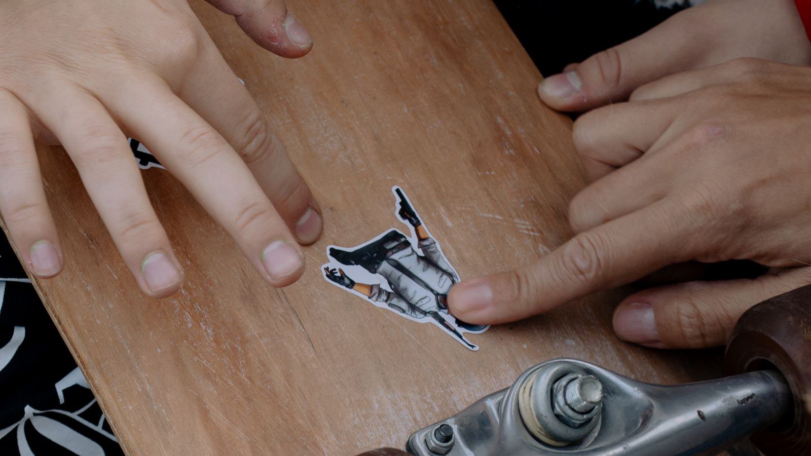Mẹo dán và bảo quản decal Mẹo dán và bảo quản decal